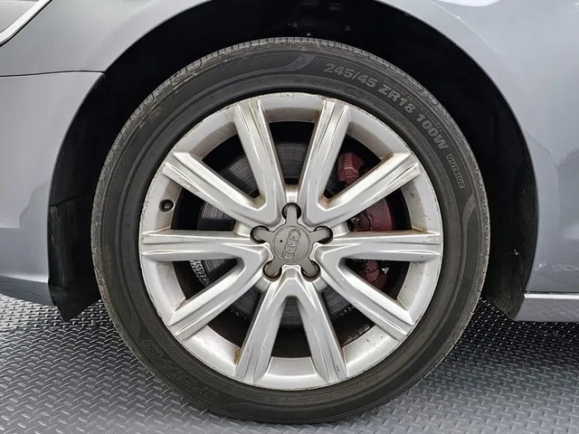 Audi A6 3.0 TDI Quattro - автомобили, коли, обяви за нови и употребявани 4