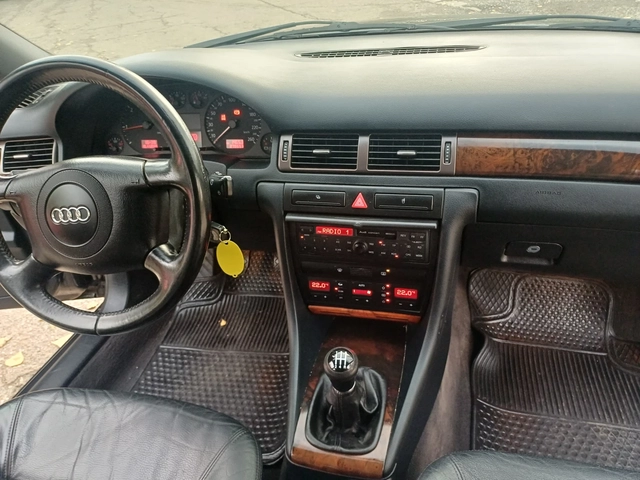 Audi A6 1.9 TDI - автомобили, коли, обяви за нови и употребявани 15