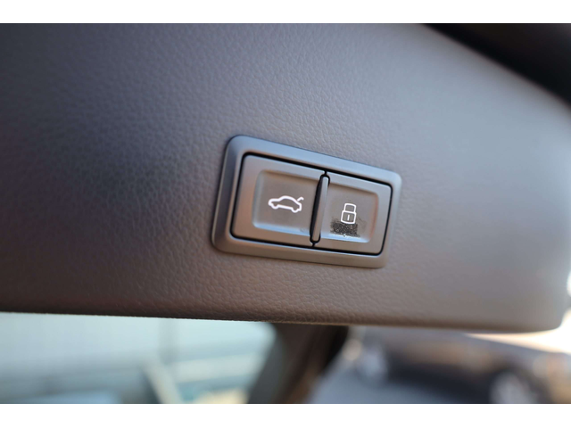 Audi A6 A6 - автомобили, коли, обяви за нови и употребявани 0