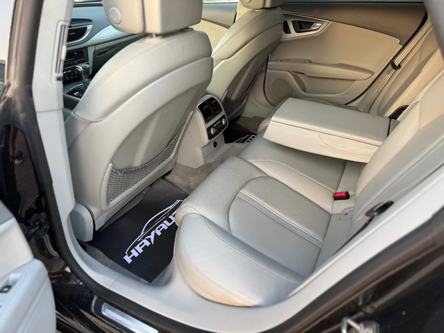 Audi A7 /RS7= 3.0TDI= QUATTRO= BLIND SPOT= ПОДГРЯВАНЕ/ОБДУ - автомобили, коли, обяви за нови и употребявани 13