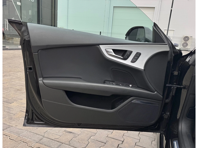 Audi A7 3.0TDi S-Line * LED* - автомобили, коли, обяви за нови и употребявани 11