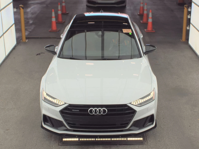 Audi A7 3.0T Prestige - автомобили, коли, обяви за нови и употребявани 1