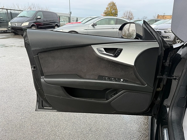 Audi A7 RS7 -Sline-Sport Paket-Navi-8скорости-Подгряване-! - автомобили, коли, обяви за нови и употребявани 7