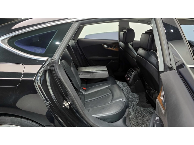 Audi A7 - автомобили, коли, обяви за нови и употребявани 15