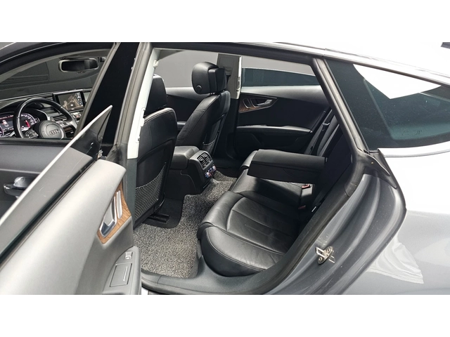 Audi A7 50 TDI Quattro | HUD | Памет | Панорама - автомобили, коли, обяви за нови и употребявани 13