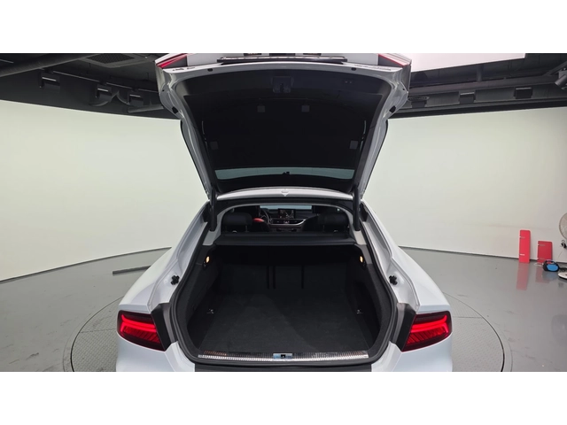 Audi A7 - автомобили, коли, обяви за нови и употребявани 2