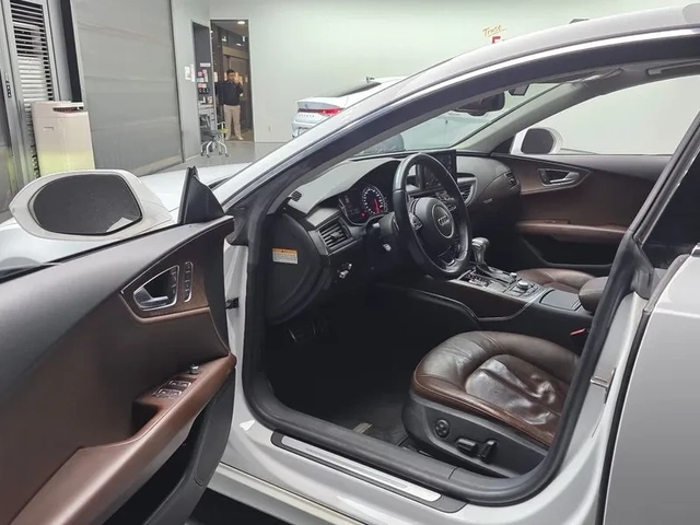 Audi A7 3.0 TDI Quattro - автомобили, коли, обяви за нови и употребявани 9
