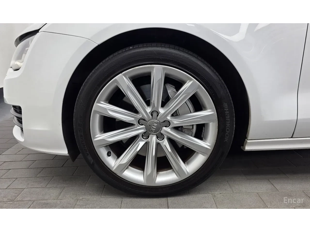 Audi A7 QUATTRO - автомобили, коли, обяви за нови и употребявани 2