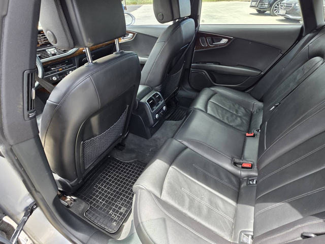 Audi A7 TFSI - автомобили, коли, обяви за нови и употребявани 10