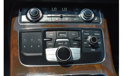 Audi A8 LONG* MATRIX* 360* МАСАЖ* ДИСТТРОНИК* ОБДУХ* BOSE* - автомобили, коли, обяви за нови и употребявани 15