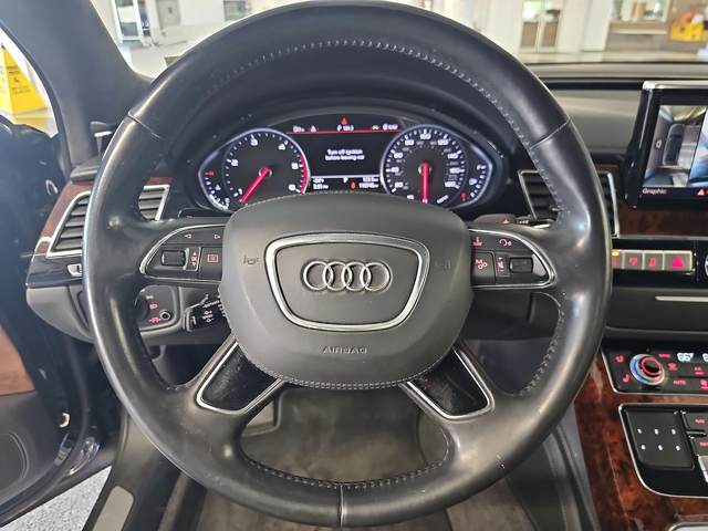 Audi A8 LONG TDI* DISTRONIK* МАСАЖ* ОБДУХ* BOSE* PANO* ALC - автомобили, коли, обяви за нови и употребявани 5