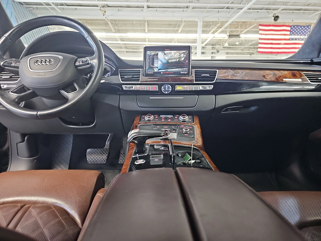 Audi A8 LONG TDI* DISTRONIK* МАСАЖ* ОБДУХ* BOSE* PANO* ALC - автомобили, коли, обяви за нови и употребявани 7