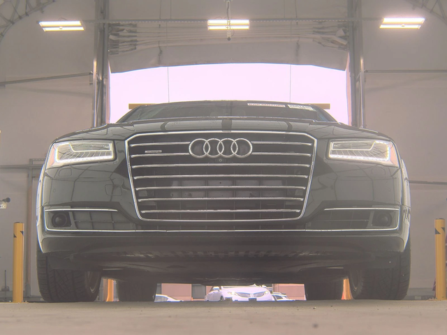 Audi A8 MATRIX* DISTRONIK* HEADUP* 360* МАСАЖ* ОБДУХ* ПАНО - автомобили, коли, обяви за нови и употребявани 6