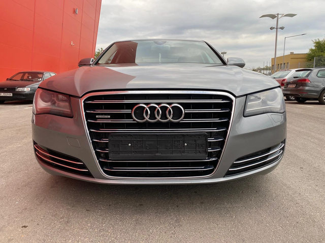 Audi A8 4.2 FSI 371к.с. QUATTRO КАТО НОВА - автомобили, коли, обяви за нови и употребявани 1
