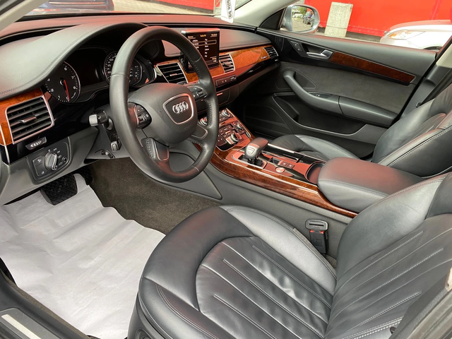 Audi A8 4.2 FSI 371к.с. QUATTRO КАТО НОВА - автомобили, коли, обяви за нови и употребявани 8