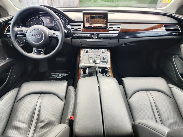 Audi A8 MATRIXX* 360CAM* PODGREV* OBDUH* DISTRONIC* LIZING - автомобили, коли, обяви за нови и употребявани 8