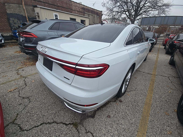 Audi A8 L / 4.0T / BANG&OLUFSEN / МАСАЖ / DISTRONIC - автомобили, коли, обяви за нови и употребявани 2