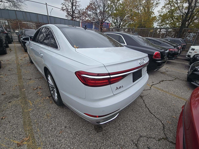 Audi A8 L / 4.0T / BANG&OLUFSEN / МАСАЖ / DISTRONIC - автомобили, коли, обяви за нови и употребявани 3