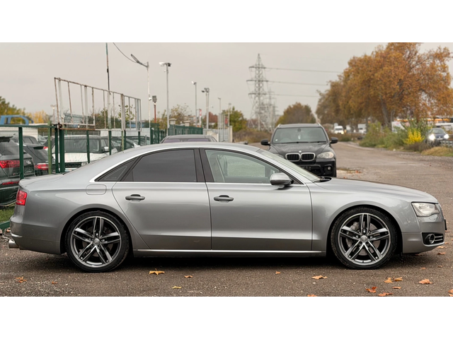 Audi A8 4.2TDI= QUATTRO= 3XTV= EXCLUSIVE= DISTRONIC= BOSE= - автомобили, коли, обяви за нови и употребявани 3