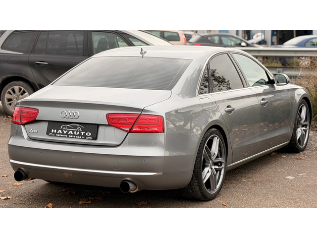 Audi A8 4.2TDI= QUATTRO= 3XTV= EXCLUSIVE= DISTRONIC= BOSE= - автомобили, коли, обяви за нови и употребявани 4