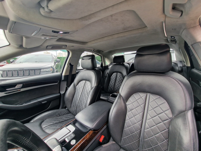 Audi A8 4.2 TDI W12-PACK QUATTRO - автомобили, коли, обяви за нови и употребявани 12