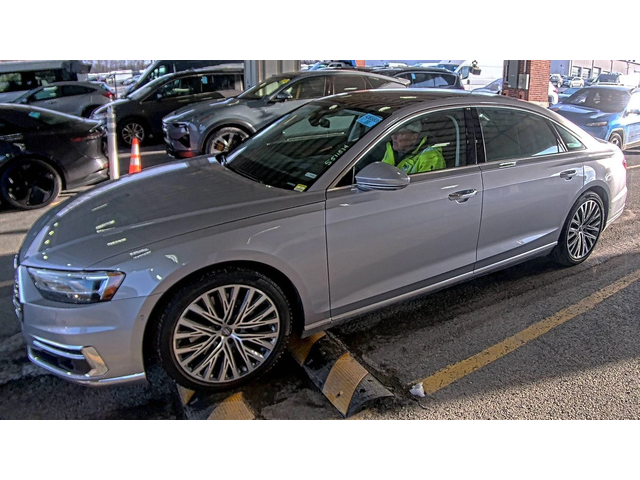 Audi A8 L 3.0T - автомобили, коли, обяви за нови и употребявани 0