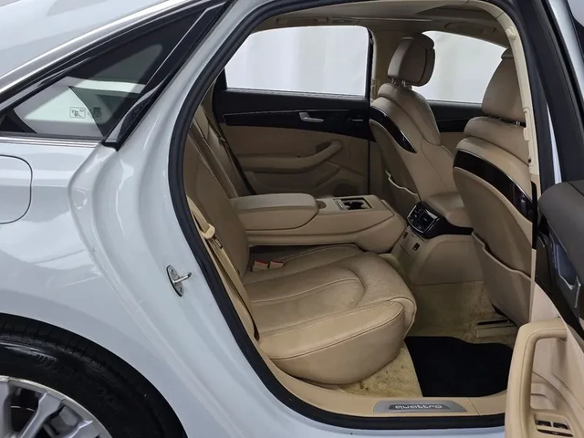 Audi A8 3.0 TDI Quattro - автомобили, коли, обяви за нови и употребявани 11