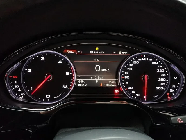 Audi A8 3.0 TDI Quattro - автомобили, коли, обяви за нови и употребявани 7