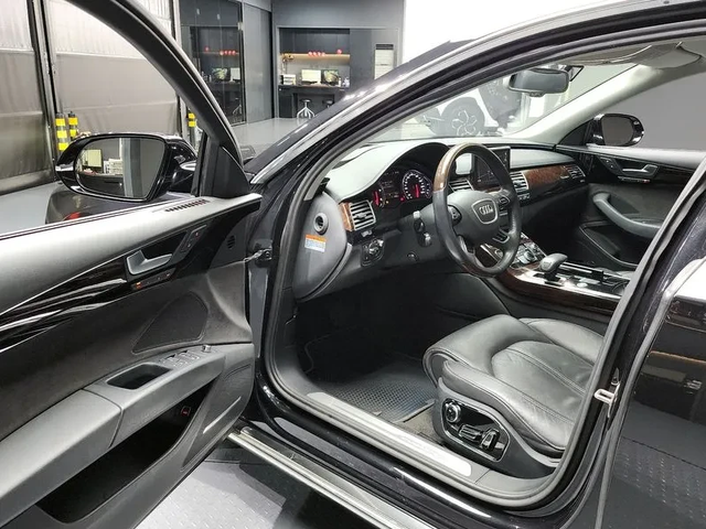 Audi A8 3.0 TDI Quattro - автомобили, коли, обяви за нови и употребявани 9