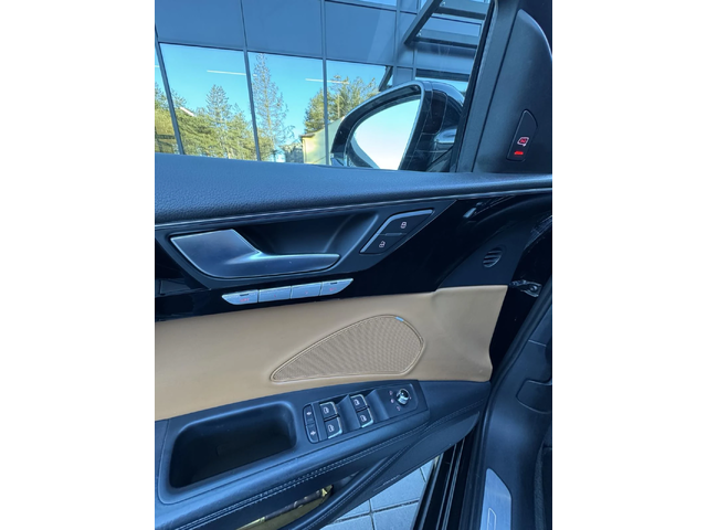 Audi A8 - автомобили, коли, обяви за нови и употребявани 14