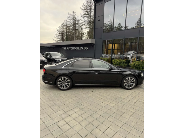 Audi A8 - автомобили, коли, обяви за нови и употребявани 7