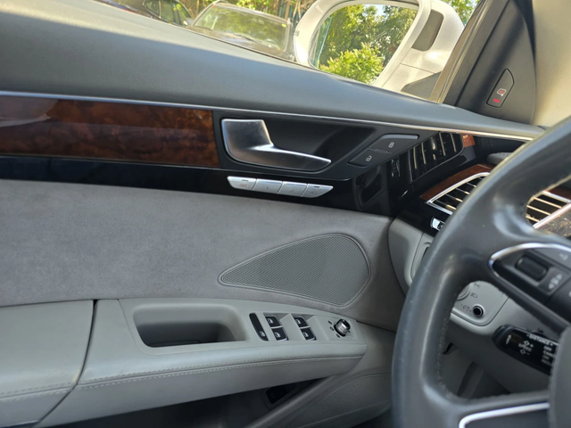 Audi A8 4.2 Германия - автомобили, коли, обяви за нови и употребявани 14