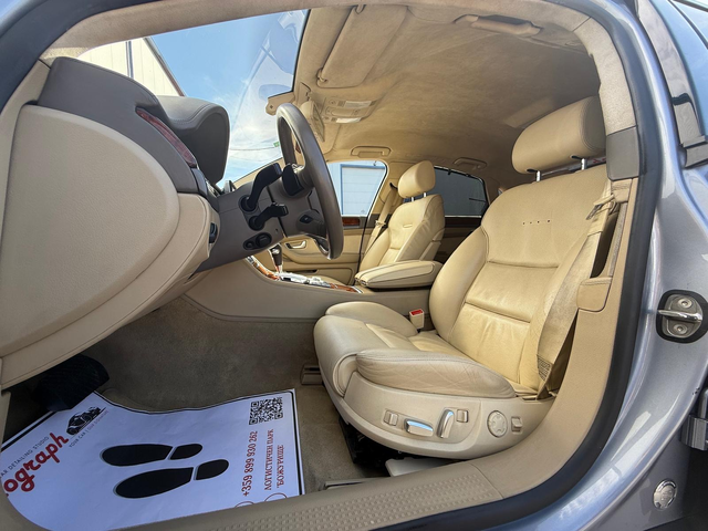 Audi A8 4.2 V8 - автомобили, коли, обяви за нови и употребявани 6