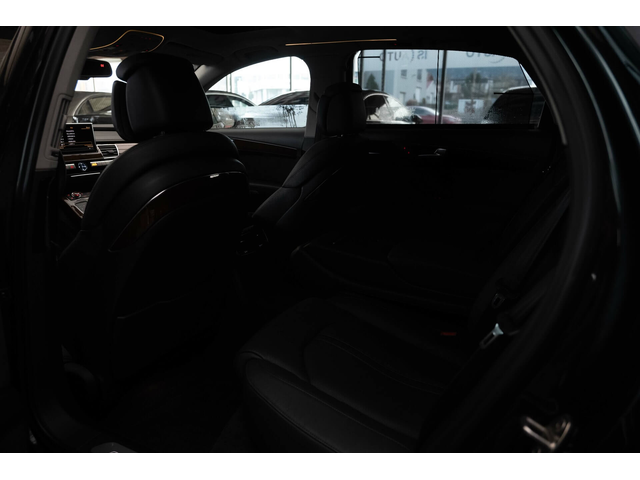 Audi A8 4.2i/Long/Камера/Обдухване/Bose/Side Assist - автомобили, коли, обяви за нови и употребявани 8