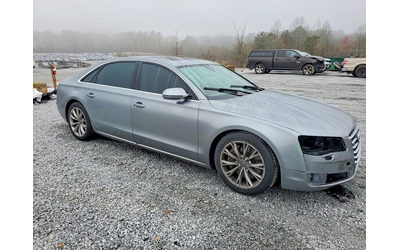 audi-a8-4-2l-8-all-wheel-drive - 4