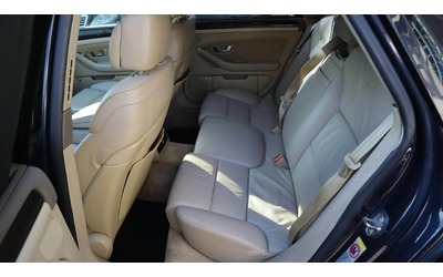 Audi A8 4.2TDI/BiXenon/Bose/Подгрев/Quattro - автомобили, коли, обяви за нови и употребявани 10