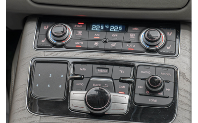 Audi A8 4.2TDI/Long/Bose/Design Selection/137к км/Алкантар - автомобили, коли, обяви за нови и употребявани 10