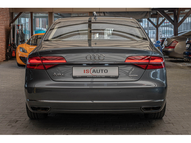 Audi A8 4.2TDI/Long/Bose/Design Selection/137к км/Алкантар - автомобили, коли, обяви за нови и употребявани 3