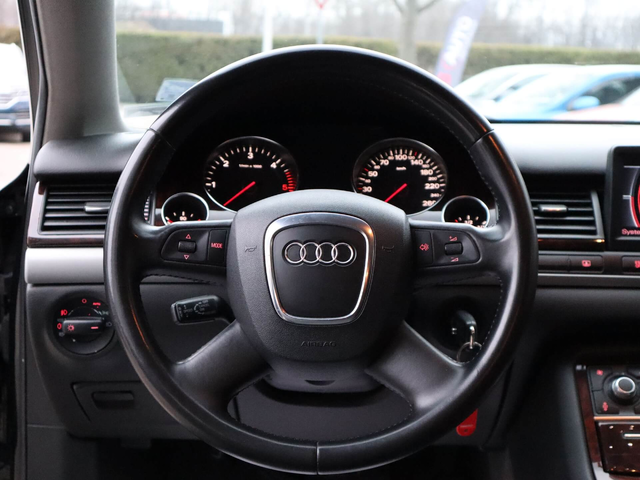 Audi A8 4.2TDI/Navi/Xenon/RSE - автомобили, коли, обяви за нови и употребявани 5