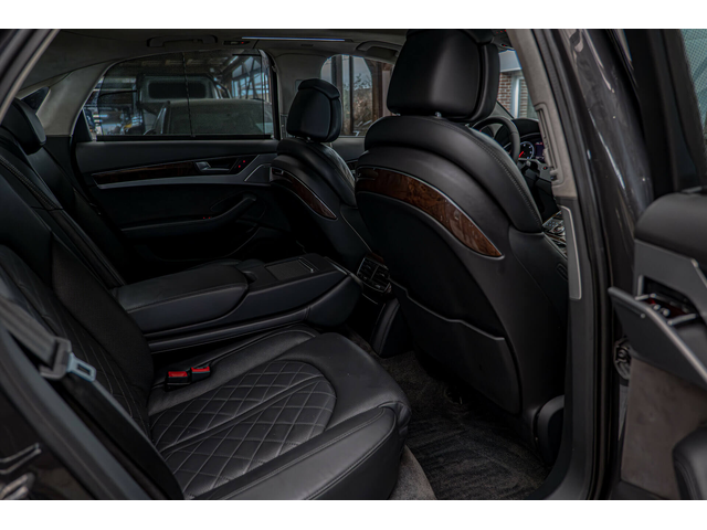 Audi A8 4.2TDI/Шибедах/BOSE/Night Vision/Алкантар - автомобили, коли, обяви за нови и употребявани 7