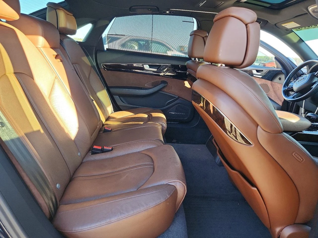 Audi A8 L* MATRIX* КАМЕРА* KEYLESS* ПОДГРЕВ* КОЖА* ПАНО* - автомобили, коли, обяви за нови и употребявани 9