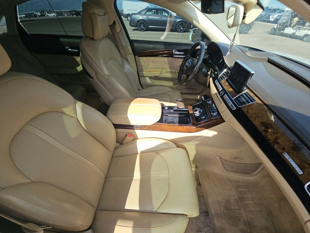 Audi A8 3.0Т* MATRIX* ПОДГРЕВ* КАМЕРА* КЕЙЛЕС* - автомобили, коли, обяви за нови и употребявани 13