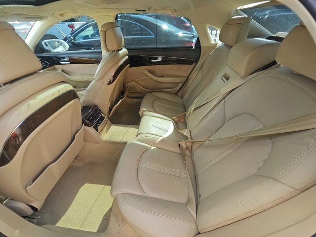 Audi A8 3.0Т* MATRIX* ПОДГРЕВ* КАМЕРА* КЕЙЛЕС* - автомобили, коли, обяви за нови и употребявани 14