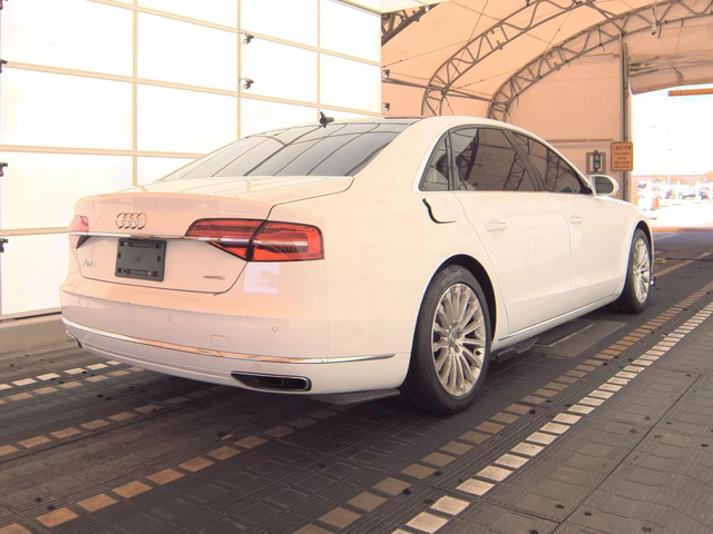 Audi A8 3.0Т* MATRIX* ПОДГРЕВ* КАМЕРА* КЕЙЛЕС* - автомобили, коли, обяви за нови и употребявани 1