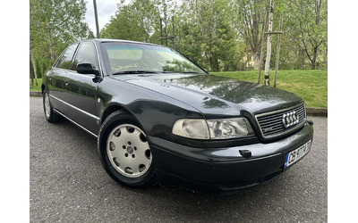 audi-a8 - 0