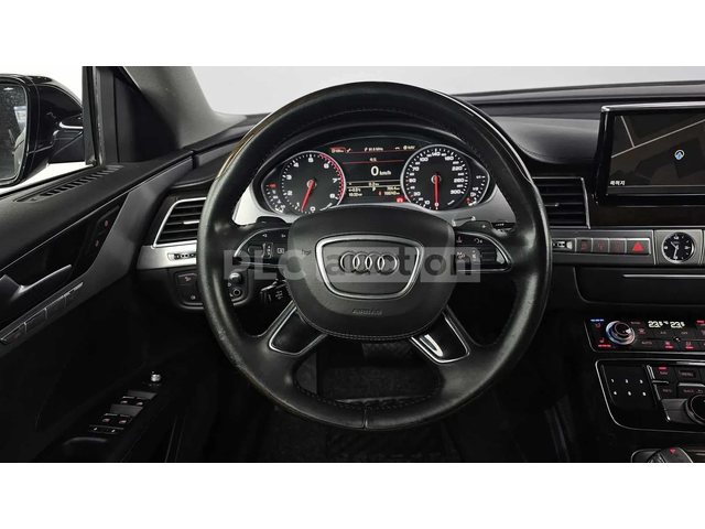 Audi A8 LONG* MATRIX* TV* ОБДУХ* МАСАЖ* АЛКАНТАРА* КРАЙНА - автомобили, коли, обяви за нови и употребявани 6