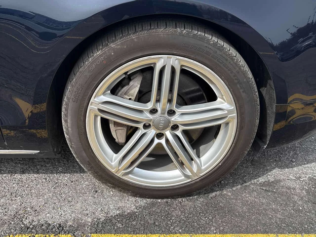 Audi A8 | Premium | 4.2 | ОБДУХВАНЕ | PANO | - автомобили, коли, обяви за нови и употребявани 5