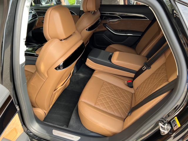 Audi A8 50 TDI S-Line , Sportpacket , B&O , Massage - автомобили, коли, обяви за нови и употребявани 10