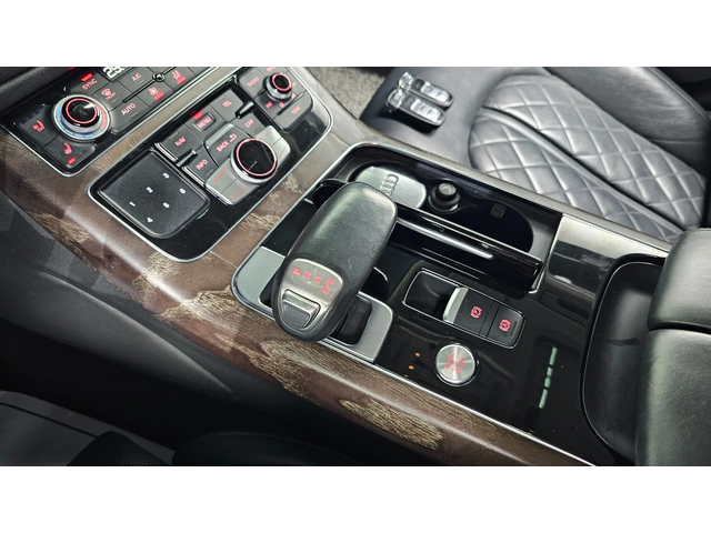 Audi A8 * TDI* QUATTRO* Camera* Keyless* АВТОКРЕДИТ - автомобили, коли, обяви за нови и употребявани 8