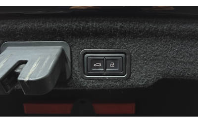 Audi A8 * TDI* HeadUp* Camera* Navi* АВТОКРЕДИТ - автомобили, коли, обяви за нови и употребявани 11